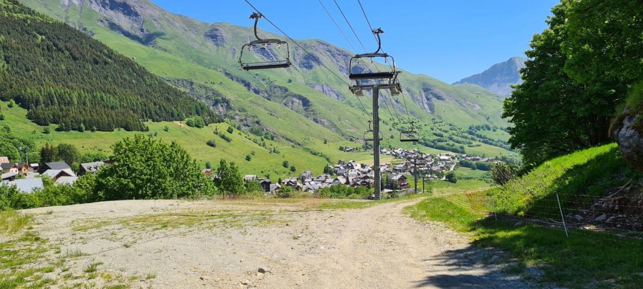 Agreable Appartement De 6 Pers Au Pieds Des Pistes ,Wifi Gratuit A Saint-Sorlin-D'Arves Labelise 3 Etoiles Au Gite De France المظهر الخارجي الصورة