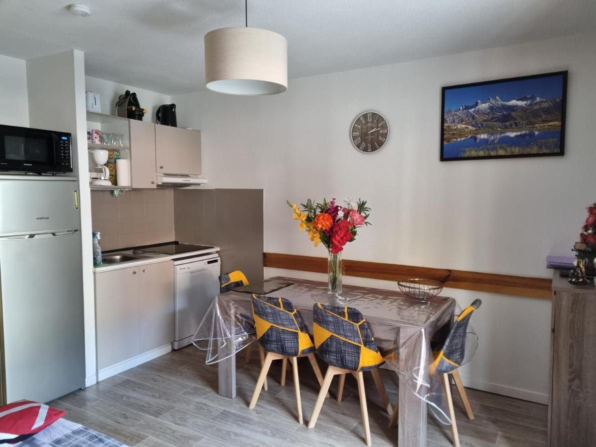 Agreable Appartement De 6 Pers Au Pieds Des Pistes ,Wifi Gratuit A Saint-Sorlin-D'Arves Labelise 3 Etoiles Au Gite De France المظهر الخارجي الصورة